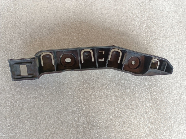 68287856AB Крепление переднего бампера правое Jeep Cherokee 2019-