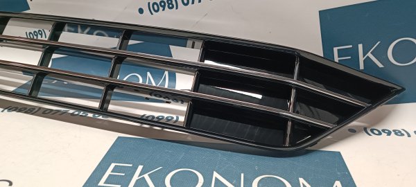 Решетка переднего бампера R-Line Volkswagen Passate B8 2016-2018