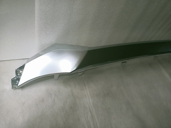 86374-S1000 Губа решетки Hyundai Santa Fe 2019-2020