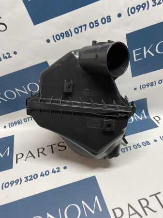 17700-0V140 Корпус воздушного фильтра Toyota RAV-4 2013-2018