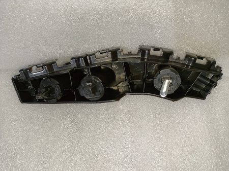 5182596AB Крепление (кронштейн) переднего бампера правое Jeep Compass 2011-2016