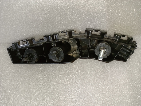 5182596AB Крепление (кронштейн) переднего бампера правое Jeep Compass 2011-2016