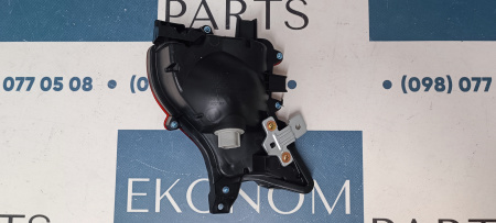 81490-0E070 Противотуманная фара (катафот) задняя левая Toyota Highlander 2020-