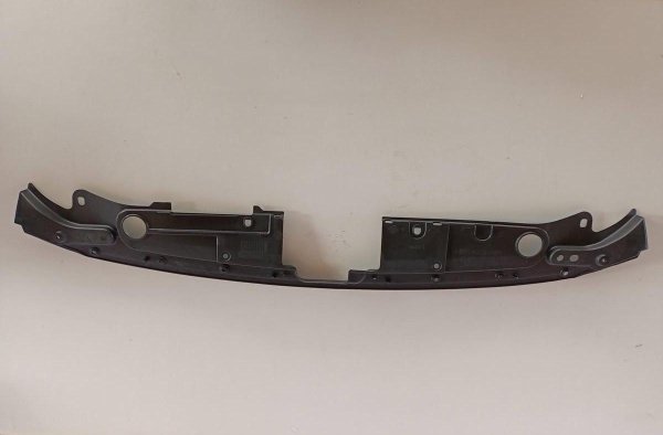 GHP950717C Накладка панели радиатора верх (пластик) Mazda 6 2013-2016