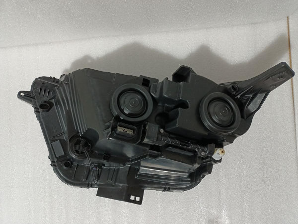 FT4Z-13008-A Фара галоген с активным катафотом правая Ford Edge USA 2015-2018