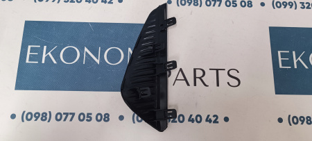 62256-6LY1B Заглушка противотуманной фары с хромом правая Nissan Sentra 2024-