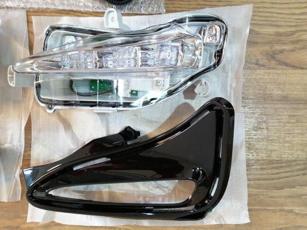 Комплект противотуманных фар Toyota Corolla LE USA 2017-2019