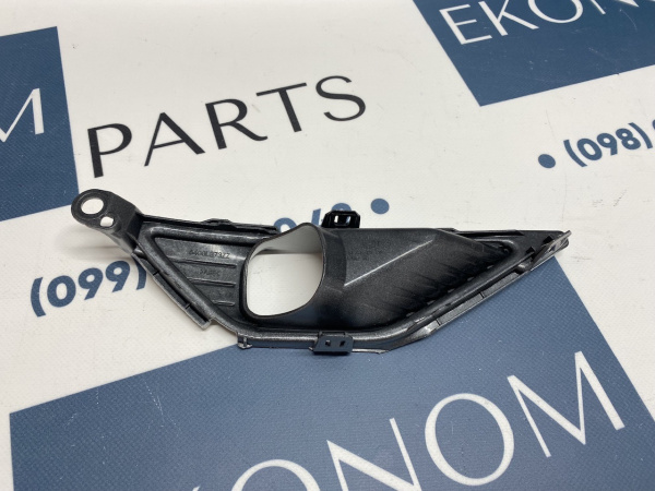 6400j965HA Рамка противотуманной фары левая Mitsubishi Outlander 2023-