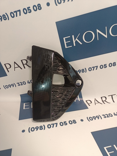 622569UF1A рамка противотуманной фары правая Nissan Murano 2019-2023