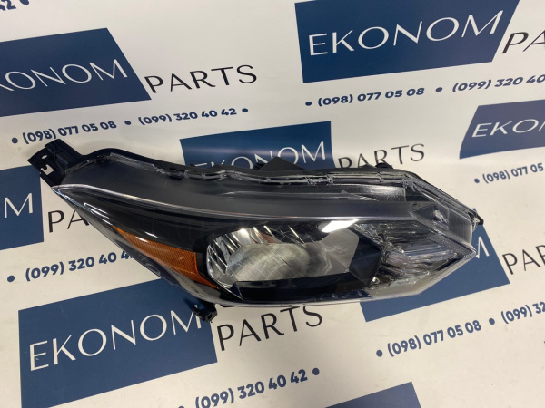 33100-T7S-A01 Фара галоген правая Honda HR-V 2014-2018