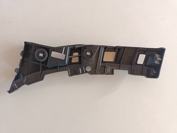 760807355B  Крепление заднего бампера левое (бампер-крыло) Volkswagen Touareg 2019 -