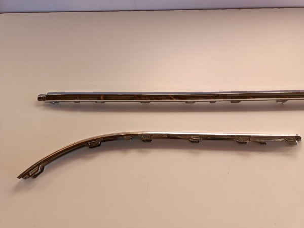 5618534592ZZ Хром заднего бампера комплект (3шт) Passat B8 2016-2018