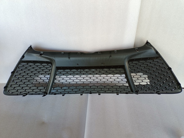 5311206280 Решетка переднего бампера SE Toyota Camry USA 2015-2017