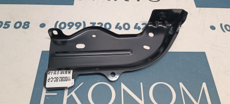 1100383-SC-C Крепление крыло-фара правое Tesla Model 3 2024-