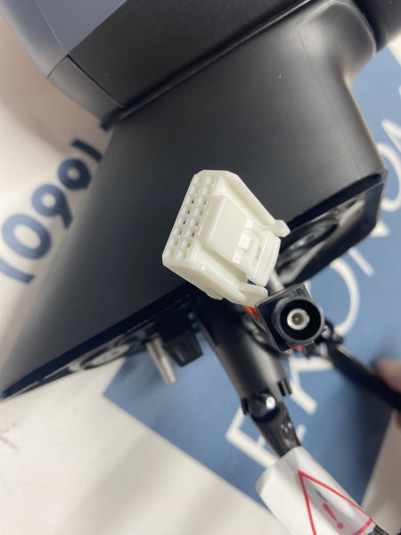 7632F022 Зеркало заднего вила правое 9+1 PIN Mitsubishi Outlander 2023-