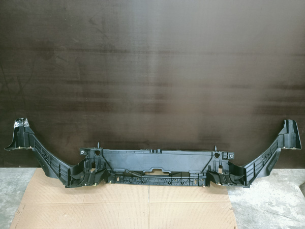 DS7Z16138B Панель радиатора (телевизор) передняя часть (пластик) Ford Fusion 2013-2016