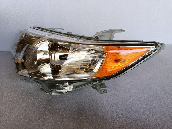 8115006470 Фара светлая USA левая Toyota Camry 2012-2014