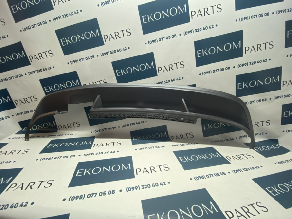 5N0807568 Накладка (губа) заднего бампера под одну трубу Volkswagen Tiguan 2017-2020