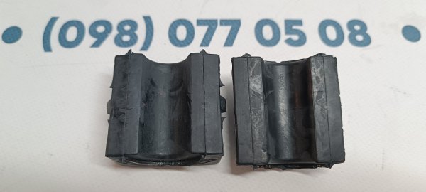 1044487-00-B Втулка стабилизатора задняя Tesla Model Y 2020-2024