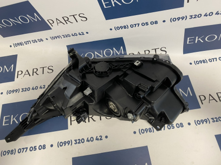 33100-TLA-A01 Фара галоген правая Honda CR-V 2017-2021