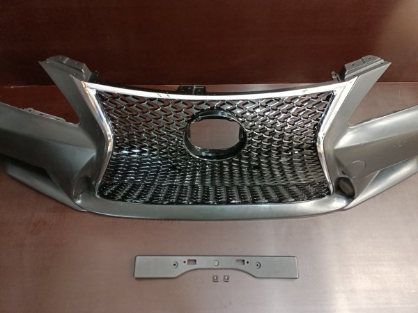 Бампер передний в сборе (комплектный) Lexus IS 250 sport 2010-2016