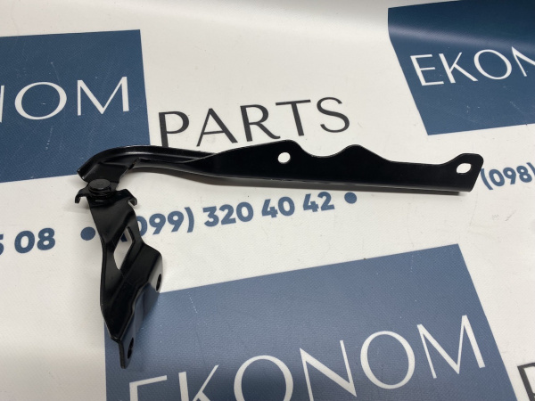 KB7W52410 Петля капота правая Mazda CX5 2017-2020