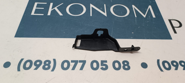 BJT651067A Крепление заднего бампера под фонарь правое Mazda 3 2013-2018