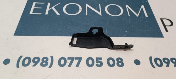 BJT651067A Крепление заднего бампера под фонарь правое Mazda 3 2013-2018