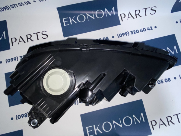 561941006D Фара правая Volkswagen Passat B7 2012-2015