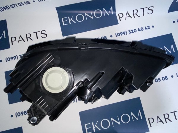 561941006D Фара правая Volkswagen Passat B7 2012-2015