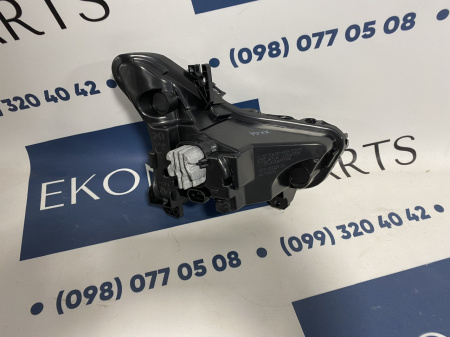 KS7Z-15201-A Противотуманная фара DELUXE левая Ford Fusion 2019-2020