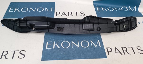 53827-0R050 Уплотнитель крыла-двери правый Toyota RAV4 2019-2021