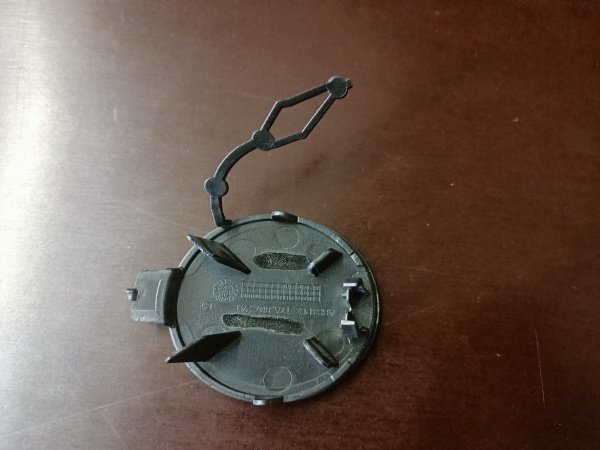 17A807241GRU Заглушка крюка переднего бампера Volkswagen Jetta 2019-2022