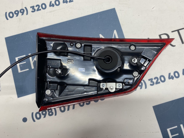 8331A180 Фонарь задний внутренний правый Mitsubishi Outlander 2016-2018