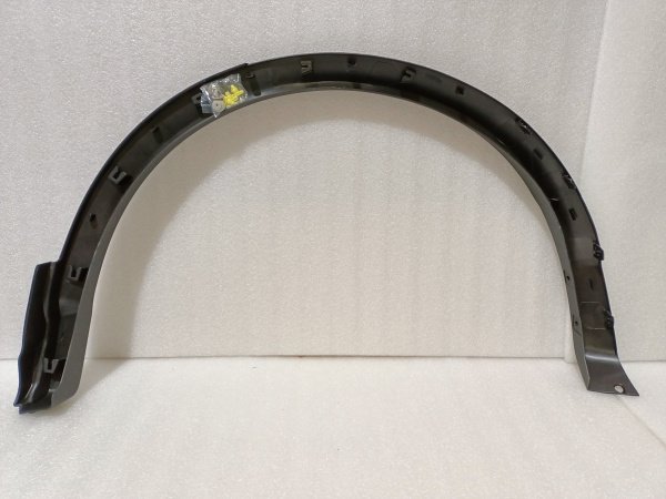 938284EA0B Накладка (арка) крыла задняя правая Nissan Rogue sport