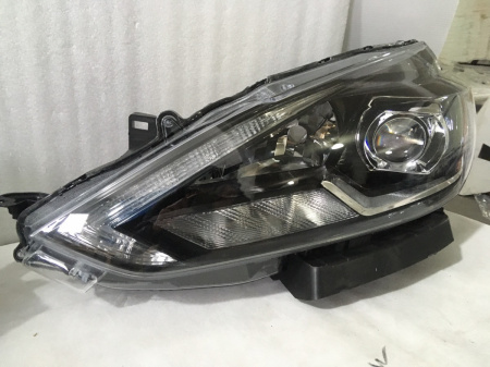 26060-3YU5A Фара левая LED Nissan Sentra 2016-2018