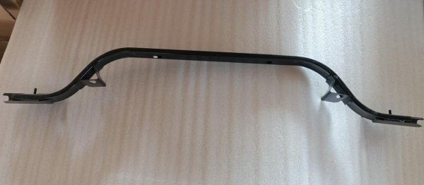 104633800C Крепление панели радиатора (телевизора) верх Tesla Model S 2016-2020