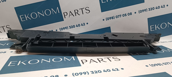 68265875AA Дефлектор радиатора верхний 3.2 Jeep Cherokee 2019-