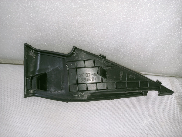 66895-6CA0A Жабо левое Nissan Altima 2019-