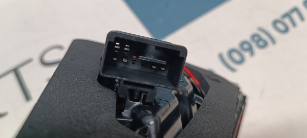 17A945093 Фонарь в крышку багажника левый Volkswagen Jetta 2019-2022