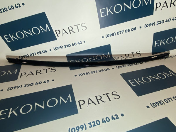 JB5Z-8419-BA Накладка переднего бампера центральная комплект. спорт глянец Ford Explorer 2018- 2019