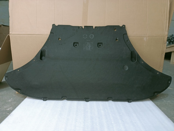 4M0825235F Защита двигателя AUDI Q7 2016-2021