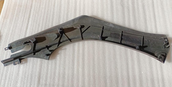 103623800G Накладка подкапотного бокса правая Tesla Model X 2015-2020