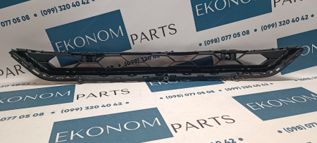 5NN853671E9B9 Решетка переднего бампера под парктроники Volkswagen Tiguan 2017-2020