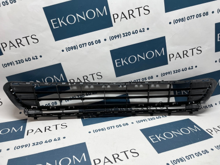 5H0853677G9B9 Решетка переднего бампера Volkswagen Golf 8 2020-