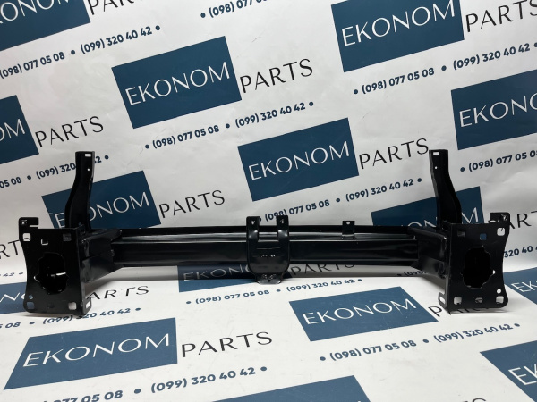 5G0807109B Усилитель переднего бампера Volkswagen Golf 7 2013-2016