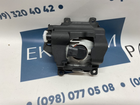 8121002110 Противотуманная фара правая USA Toyota RAV-4 2014-2015