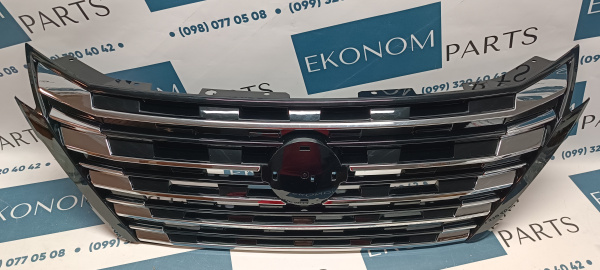 623104MT0B Решетка радиатора (под камеру) Nissan Rogue (X-Trail) 2024-