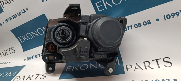 Фара галоген светлая правая Jeep Compass 2011-2016