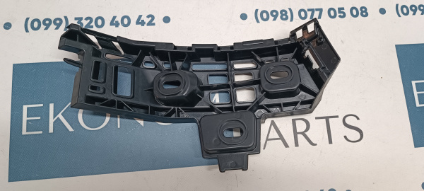 561807484A Крепление заднего бампера-фонаря правое Passat B9 2019-